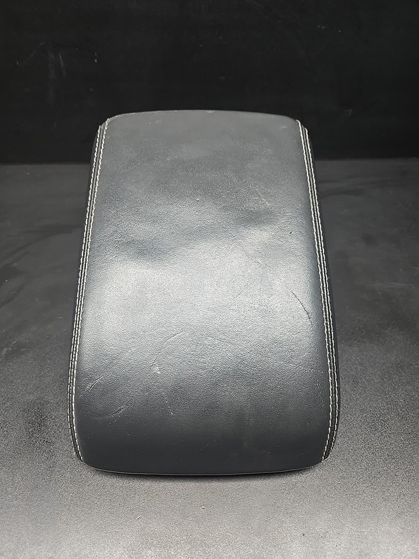 2008-2017 Audi S5 Center Console Armrest Lid Cover OEM 8K0-864-207-C-25D
