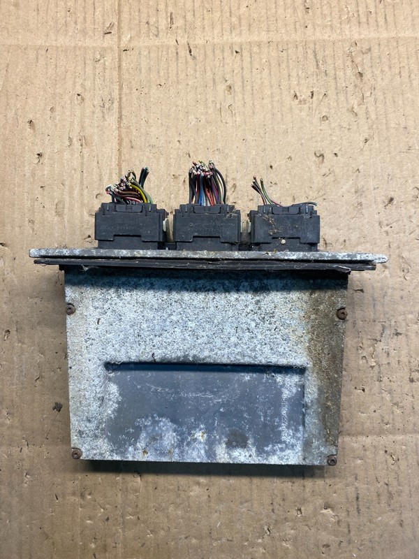 2007 Ford EscapeEngine Control Unit ECU ECM Computer Module OEM s2237 DG