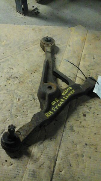 95 96 97 98 99 00 STRATUS R. LOWER CONTROL ARM FR 110777