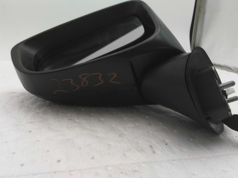 Used Left Door Mirror fits: 2016 Mazda 6 Power painted signal non-heated w/blind