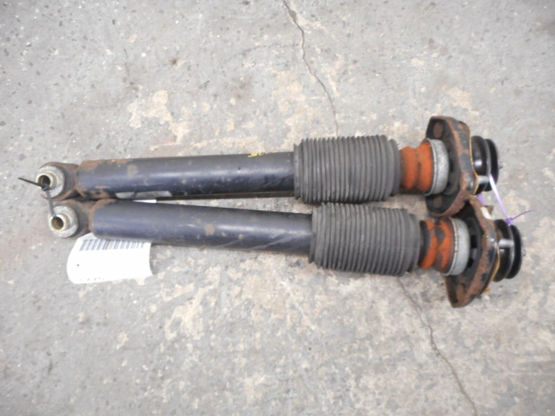 12 Mazda 3 Rear Driver Left Passenger Right Shock Absorber Pair OEM
