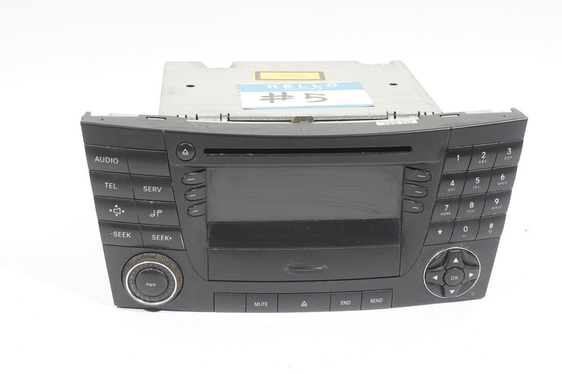 2003 - 2006 MERCEDES BENZ E350 E500 RADIO CONTROL UNIT SCREEN CD OEM