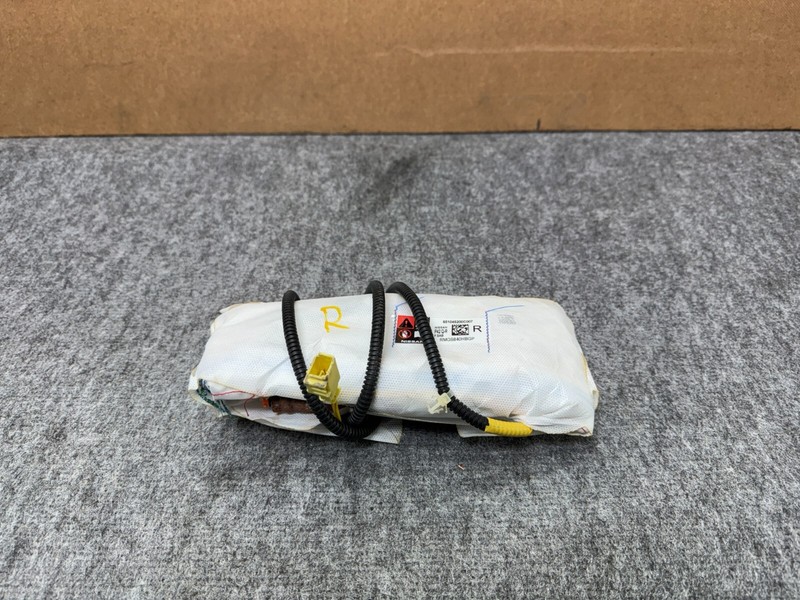 NISSAN PATHFINDER 2022-2025 OEM FRONT RIGHT PASSENGER SEAT ASSEMBLY