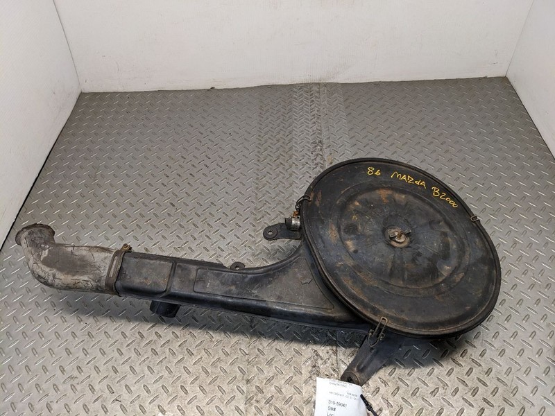 Air Cleaner Filter Housing Fits 86-87 MAZDA B-2000 1174149