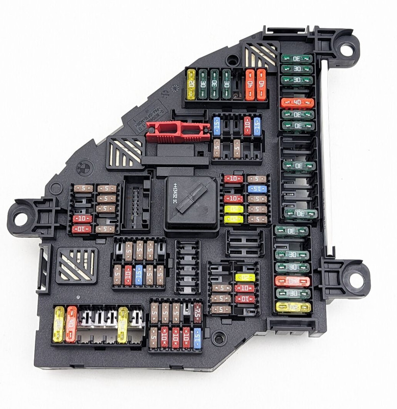 2011-2016 BMW 528i 535i 550i Rear Fuse Distribution Box 9264923-01 OEM