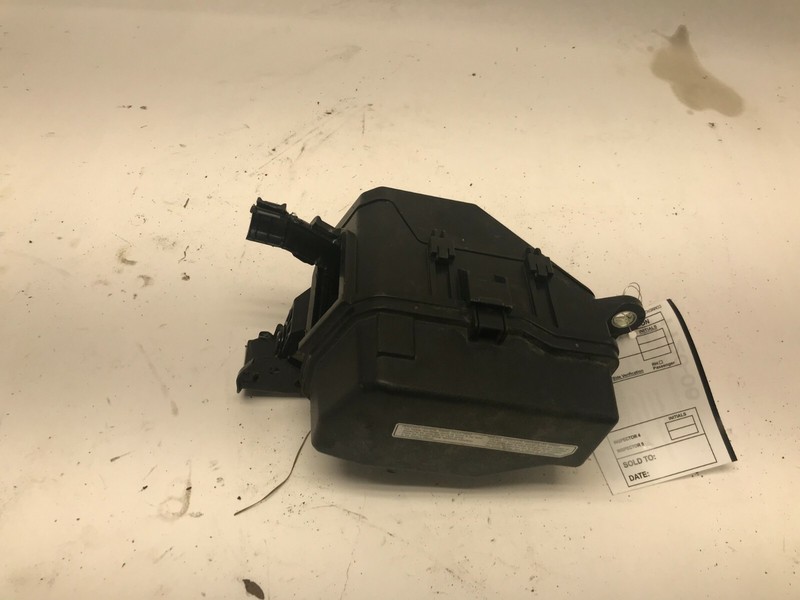 2008-2009 LEXUS LS600H ENGINE FUSE JUNCTION RELAY BOX OEM