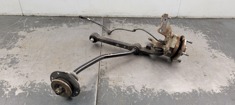 2006 Pontiac GTO Left Front Hub Knuckle Control Arm#1018 L5
