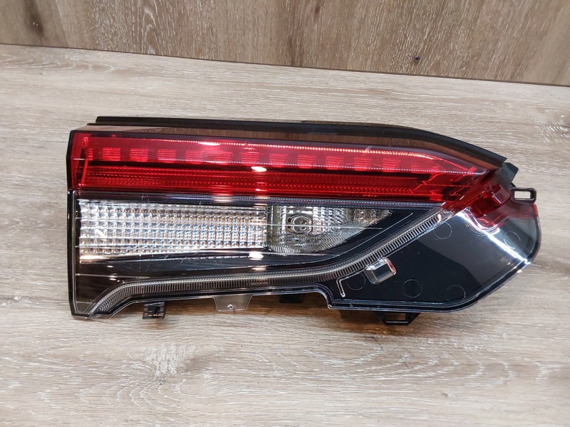 2019-2022 Toyota RAV4 LH TAIL LIGHT ASSY OEM PART#81590-0R06000