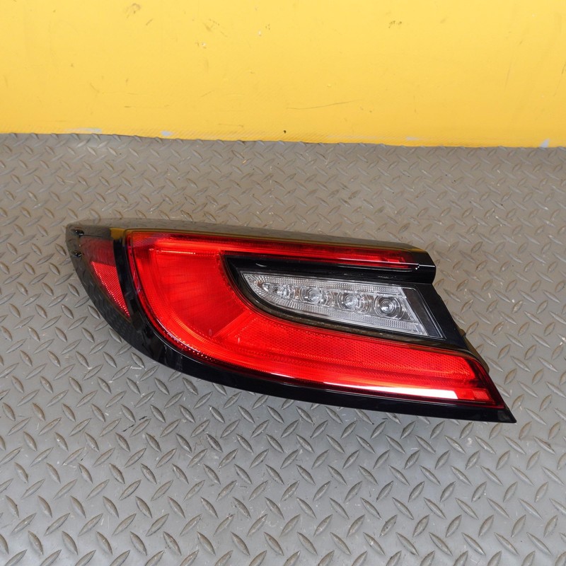 2022-2025 SUBARU BRZ REAR TAIL LIGHT LEFT DRIVER SIDE TAILLIGHT OEM SU00310924
