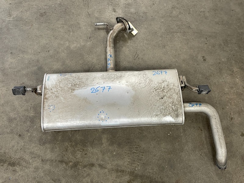 ⭐21-25 HYUNDAI ELANTRA 1.6L FWD REAR EXHAUST MUFFLER SILENCER PIPE OEM LOT2677