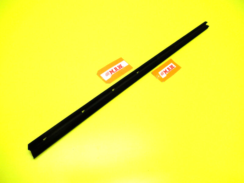 DOOR PANEL RUBBER SEAL WINDOW DOOR GLASS INNER Driver FRONT for HONDA CR-V 07-11