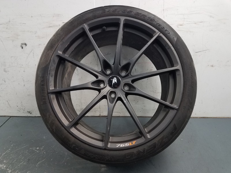 2021 McLaren 765LT Front 19" Wheel / Tire #3 -* #5597 KK1