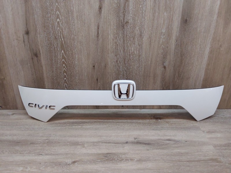 2016-2021 Honda Civic GRILLE ASSY OEM PART# 74890-TBAA-A1
