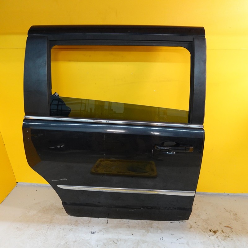 2008-2020 DODGE CARAVAN Rh Used Rear Door
