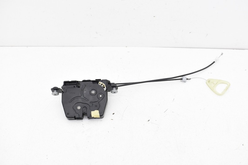 2011 BMW F01 750i Trunk Lid Latch Lock Actuator OEM KW71
