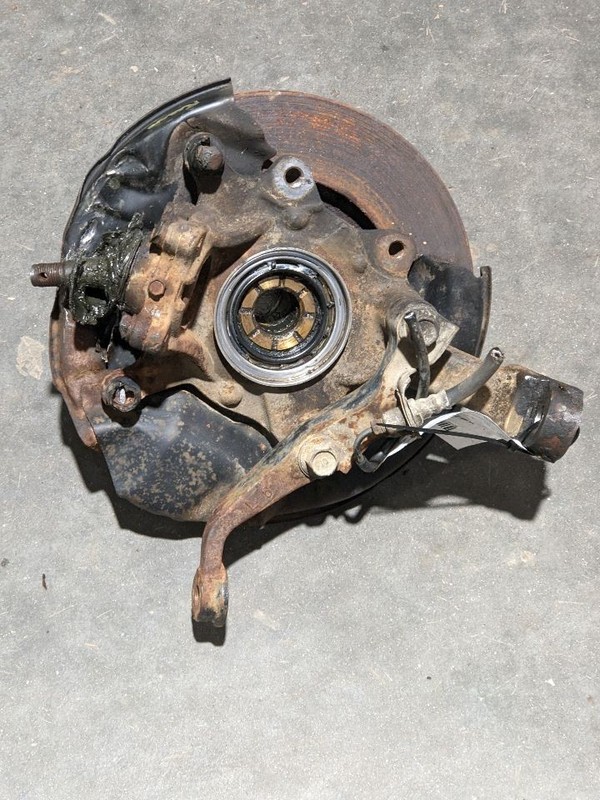 Driver Front Spindle/Knuckle Knuckle Without ABS Fits 86-95 4 RUNNER 1194961