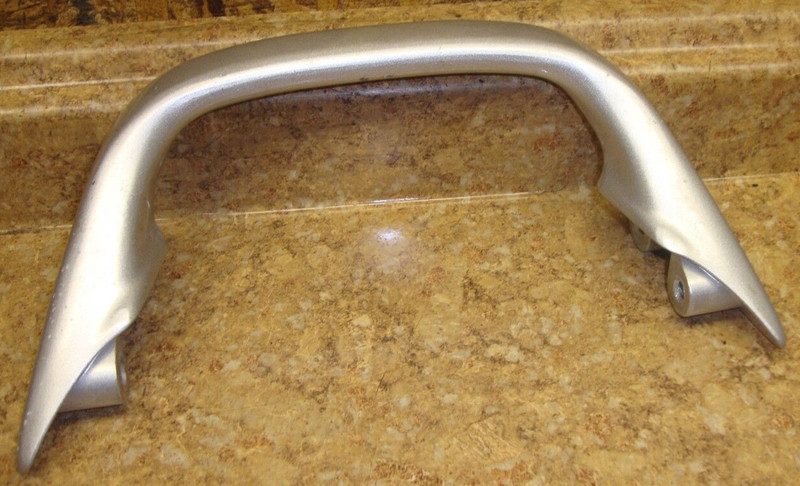 2003 Suzuki GSF1200 GSF 1200 Bandit Rear Back Grab Bar Sissy Seat Handle 2002 01