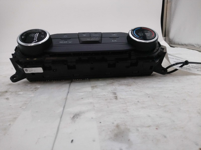 2020 Ford Transit 350 A/C Selector Switch OEM KK2T19980AA White 28K Miles