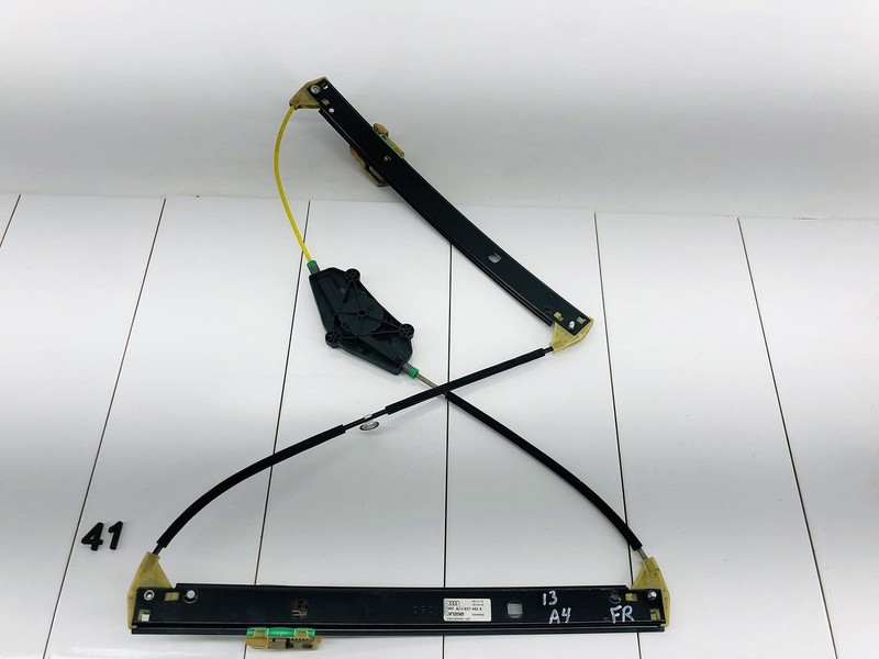 11-16 AUDI A4 8K FRONT RIGHT PASSENGER SIDE DOOR WINDOW REGULATOR OEM