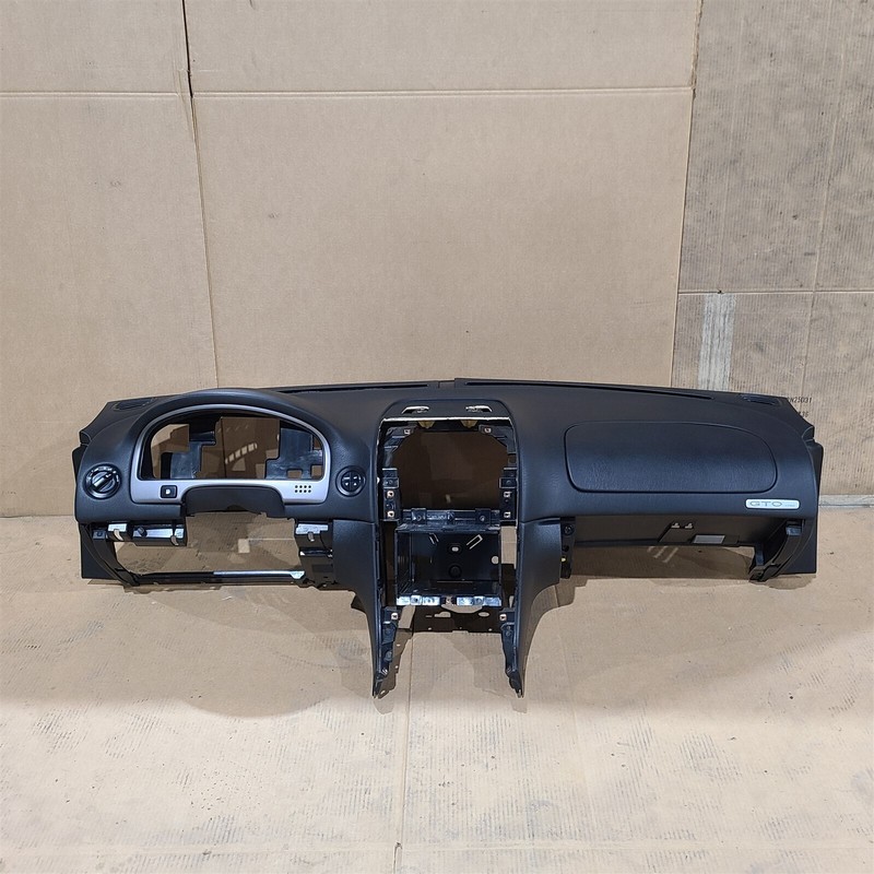 04-06 Pontiac GTO Dash Dashpad Pad Instrument Panel Dashboard Aa7267