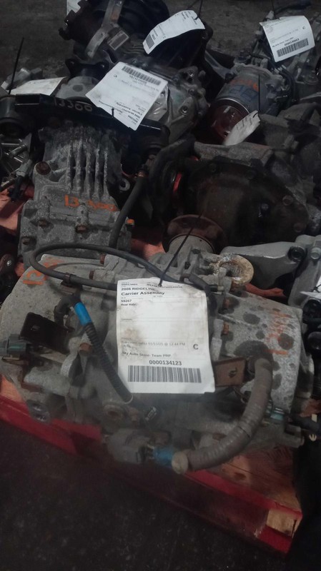 2006 Honda Ridgeline Differential Carrier Assembly 4WD OEM 204K Miles