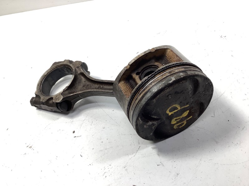 97-01 Honda Prelude Piston & Connecting Rod 13010-P5M-A00OEM