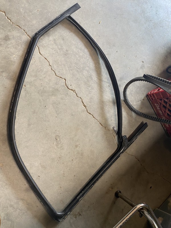 2020 RAM PROMASTER CITY LEFT FRONT DOOR RUBBER OEM
