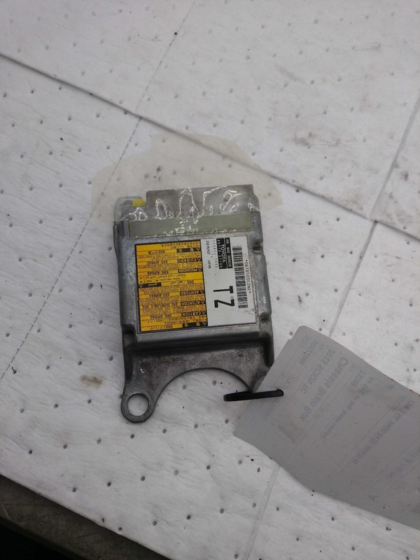Used Air Bag Module fits: 2015 Scion TC Air Bag air bag under console ID 89170-2