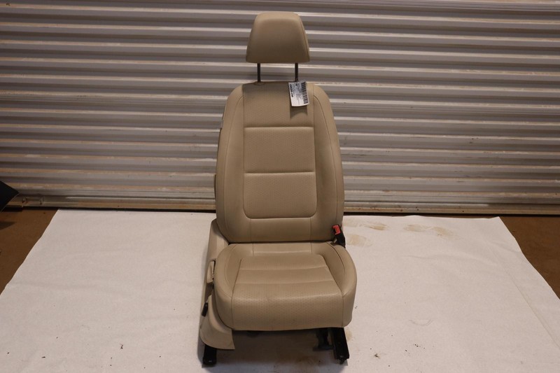 2009-2017 VOLKSWAGEN VW TIGUAN FRONT RIGHT PASSENGER SIDE SEAT LEATHERETTE OEM