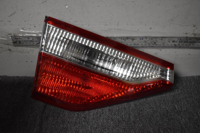 2011-2013 HONDA ODYSSEY TAIL LIGHT LEFT SIDE FACTORY OEM
