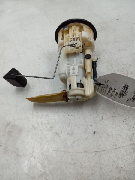 02-10 LEXUS SC430 4.3L FUEL PUMP ASSEMBLY 507280
