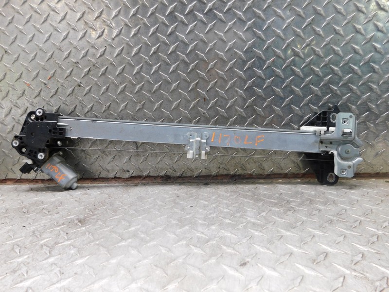 2007-2011 HONDA CR-V LEFT DRIVER FRONT DOOR WINDOW REGULATOR ASSY W/ MOTOR
