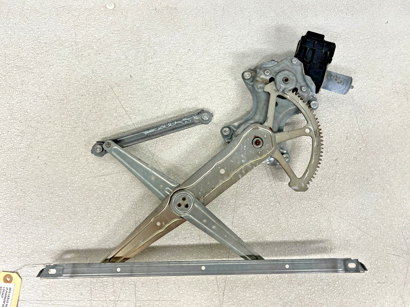 ⭐2015-2021 LEXUS NX200T REAR LEFT SIDE DOOR WINDOW REGULATOR W/MOTOR OEM LOT2637