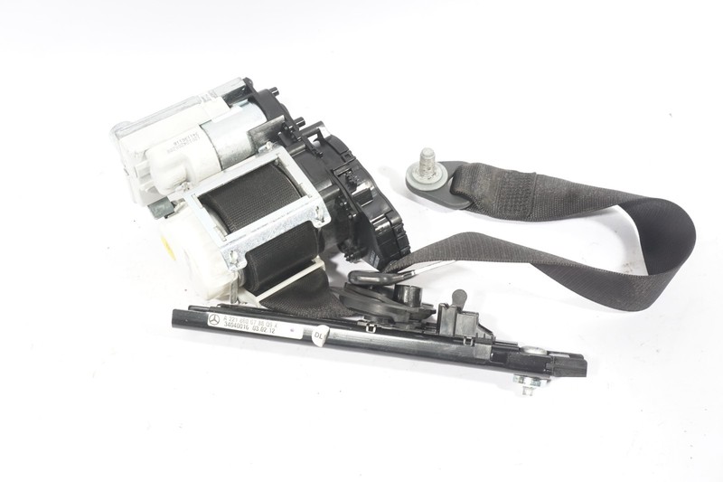 2011 - 2013 MERCEDES BENZ S550 W221 FRONT LEFT BLACK SEAT BELT RETRACTOR OEM