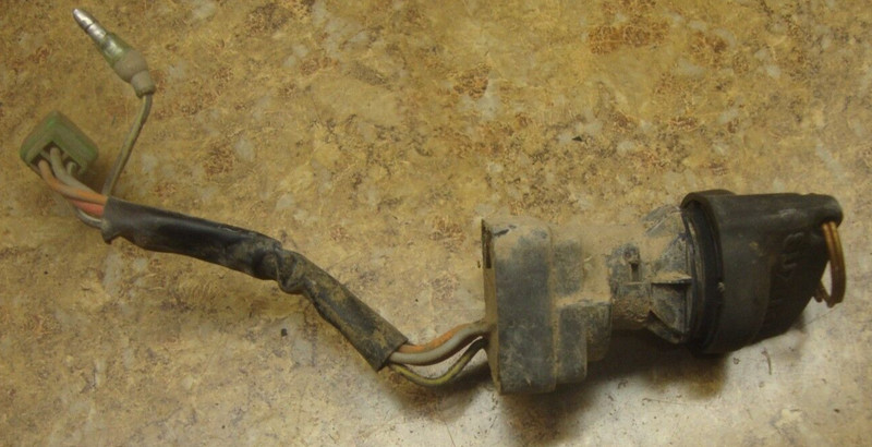 1988 Suzuki ATV Quad Runner LT-4WD LTF 250 LT250 OEM Ignition Switch Key Dash 88