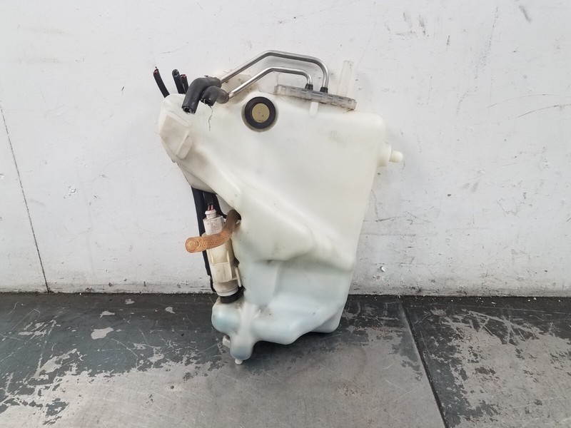 2007 Mercedes AMG E 63 Windshield Washer Reservoir 7711 M7