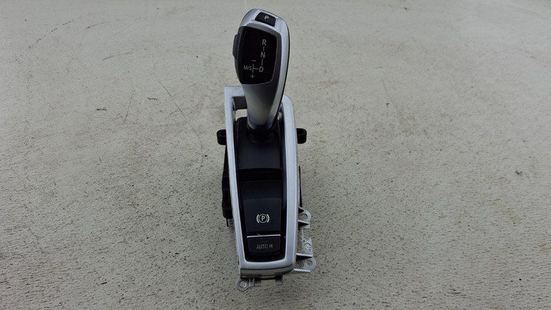 2012-2016 BMW 528i XDrive A/T Floor Gear Shifter W/ Parking Switch OEM