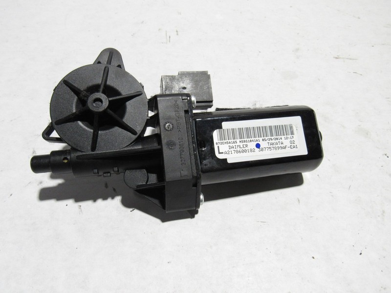 Mercedes S550 C217 2015 Rear Right Passenger Seat Belt Feeder Motor 14-17 |