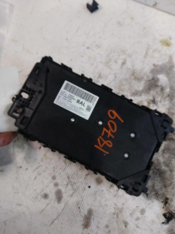 2015 Ford Edge Multi-Function Module OEM FU5T15604BAH 86K Miles Silver