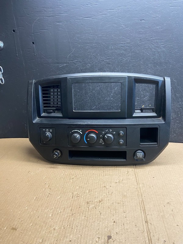 2002 to 2005 Dodge Ram Radio Climate Control Dash Air Vent Bezel Trim AE3863 DG