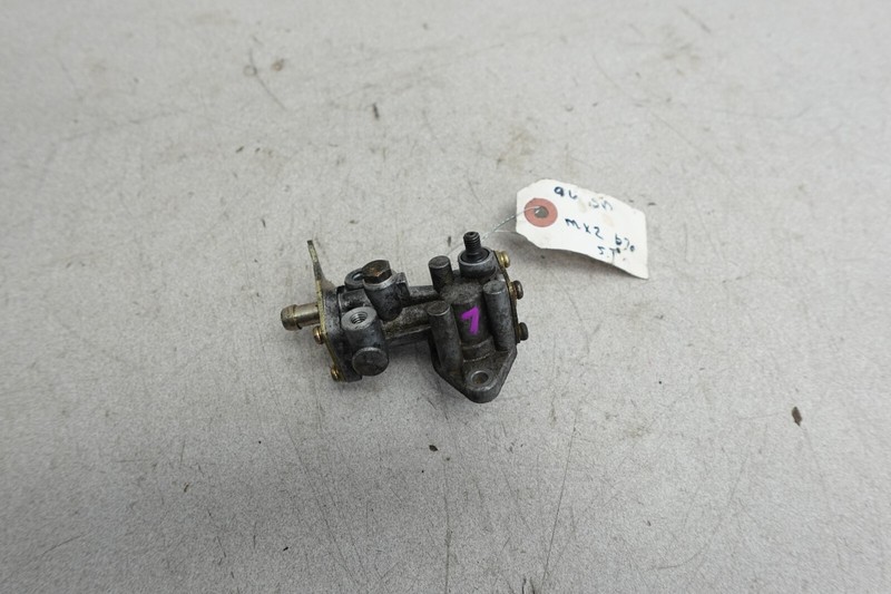 1996-1998 Ski-Doo Summit 670 MXZ 583 OEM Engine Motor Oil Injection Pump Ass'y