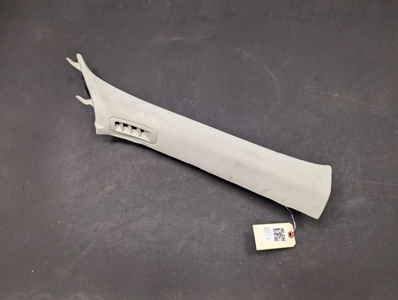 Front Right A Pillar Trim Panel 2020 Mazda CX-9 TK48-68-160 2016 2017 2018- 2021