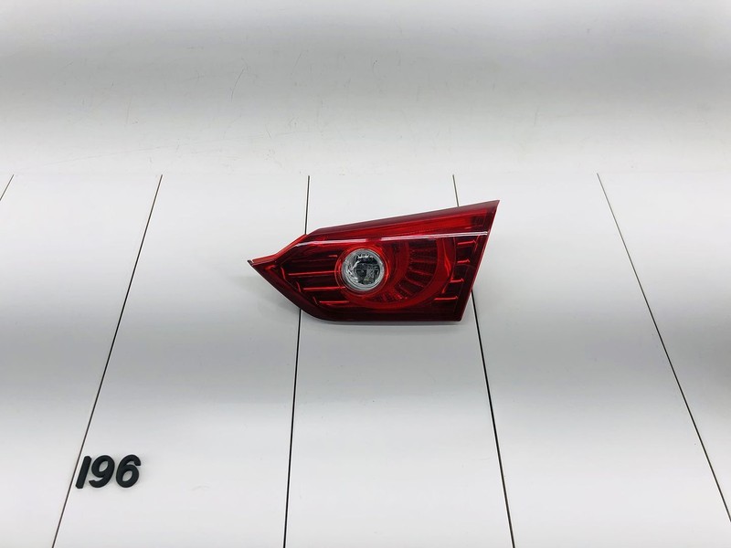 14-16 INFINITI Q50 REAR RIGHT SIDE INNER TAIL LIGHT BRAKE STOP LAMP OEM