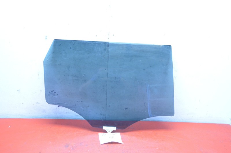 14-19 KIA SOUL REAR RIGHT PASSENGER SIDE DOOR WINDOW GLASS OEM