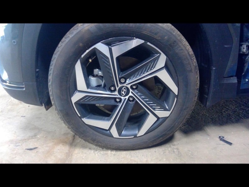 Rim Wheel 19x7-1/2 Alloy 5 Split Spoke With Fits 22-23 TUCSON 1629977