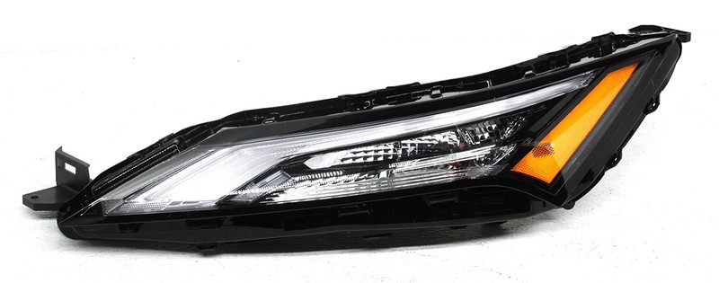 OEM Nissan Rogue Left Driver Side Halogen Park Lamp Turn SignalLens Chip 26125