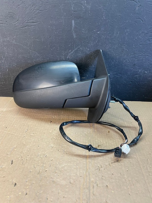 2007-2013 Chevrolet Tahoe Silverado Suburban Right Passenger Mirror AC9879 LK