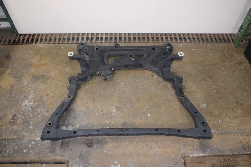 21-23 HYUNDAI ELANTRA 2.0L FWD FRONT SUBFRAME CROSSMEMBER CRADLE 62405AA100 OEM