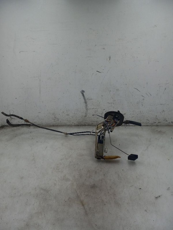 96 97 98 TOYOTA 4 RUNNER SR5 3.4L FUEL PUMP ASSEMBLY