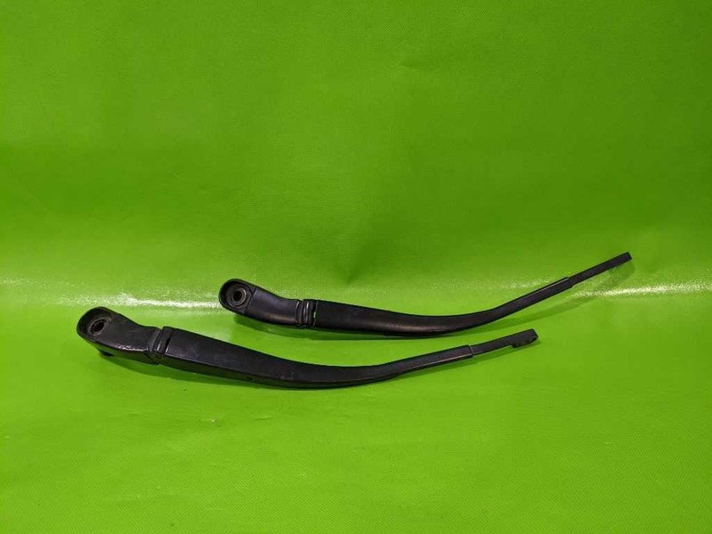 06-10 HUMMER H3 DRIVER LEFT PASSENGER RIGHT WINDSHIELD WIPER ARM SET OEM 4196-47